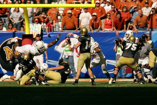 AIYOUXI.COM-职业联赛推行赛后视频分析帮助球员持续进步，职业联赛现场